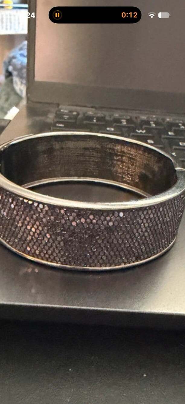 Metal Hinged Cuff Brachlet